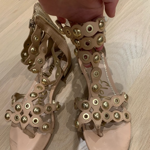 Sam Edelman Tan Gladiator with Gold Studs - Picture 2 of 5